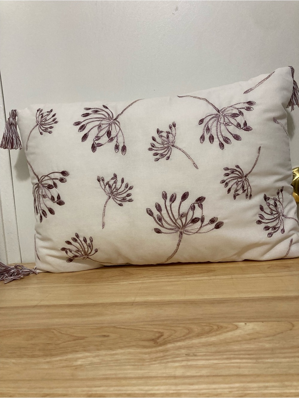 Madison PARK Purple Embroidered Decorative/Bed Pillow/19 x 12/with Tassels
